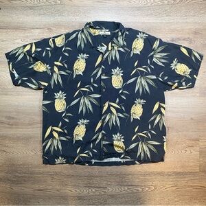 Tommy Bahama Men’s Hawaiian Shirt XXL Button Blue Yellow Pineapples 100% Silk